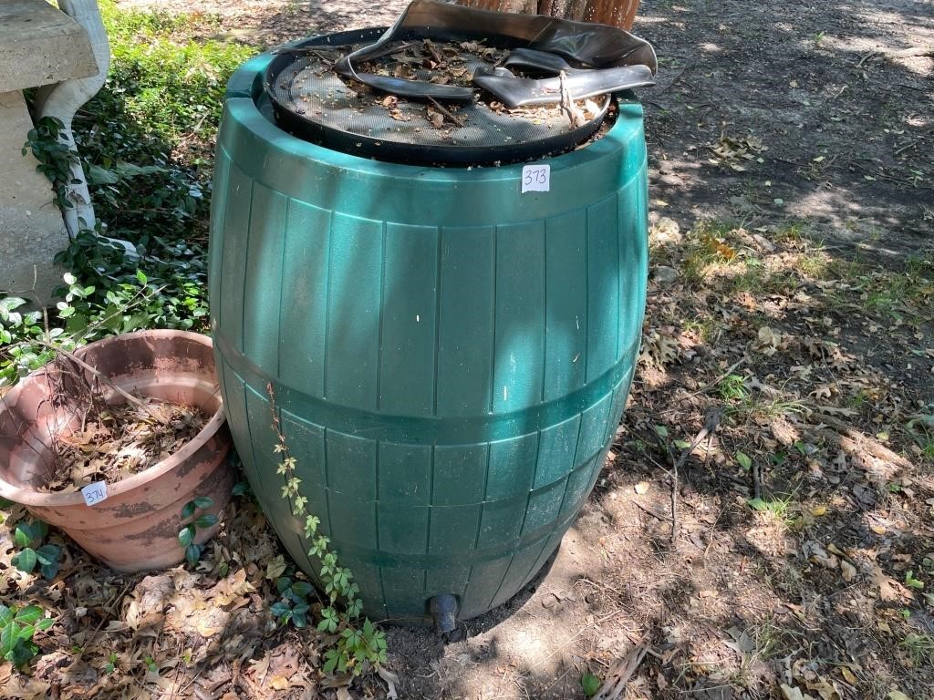 Rain barrel