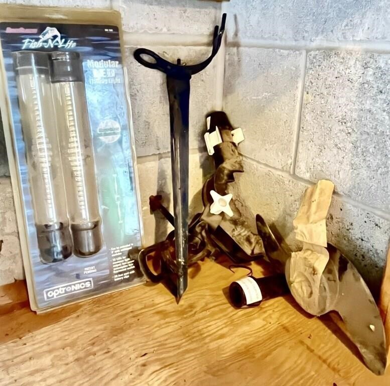 Modular Fishing Light & Rod Holder