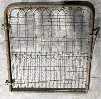 Early Wire Garden Gate