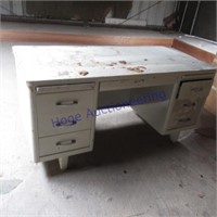 Metal desk