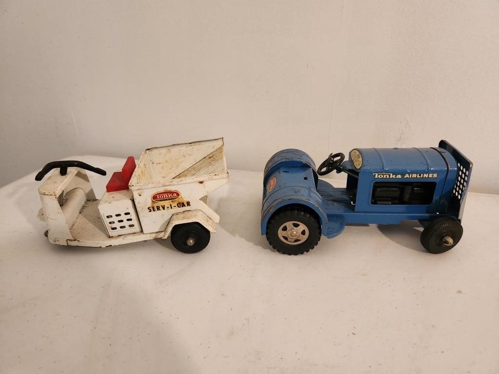 Vintage Tonka Airline Tugger and Serv I Car