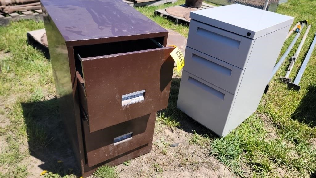 Pair small file cabinets