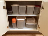 Plastic storage containers