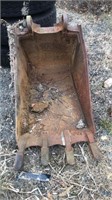 Case backhoe bucket, 24"w