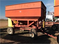 J&M 250 Bu Gravity Wagon #