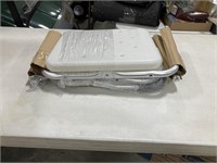 Bath bench with back and arms