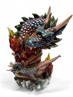 Large dragon and baby hatchling sculpture