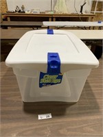 60qt Plastic Storage Tote