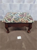 Vintage stool with storage