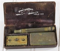 Gillette Razor w/Vintage Travel Case