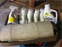 5 full jugs of purex laundry detergent & vinyl