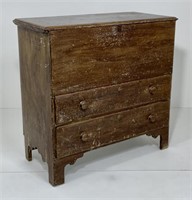 New England "Mule" chest, lift top blanket chest,