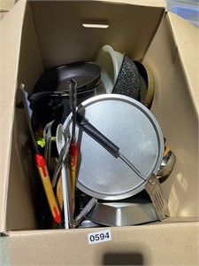 Box of Misc Kitchen stuff