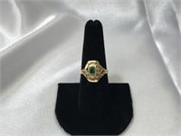 18K Yellow Gold and Emerald Ring