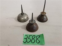 3 – Vintage Miniature Thumb-Press Oilers