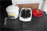 Sandwich maker, grill, rice cooker