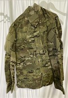 (RL) U.S Army Camouflage Large Jacket and Pants