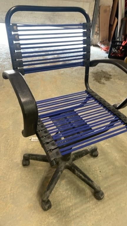 Rolling Plastic Office Chair