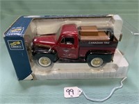 1948 Ford collectors bank 1:24 scale (box damaged)
