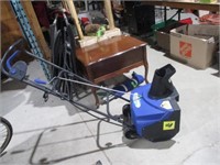 Electric Snow Thrower With Light