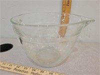 8 cup / 2 qt glass measuring bowl Anchor Hocking