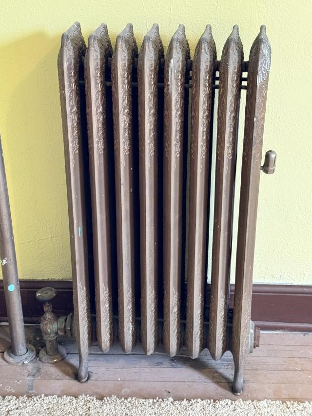 Cast Iron Radiator 18 Inches