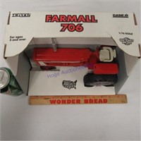 Ertl Farmall 706 1/16 scale