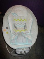 Ingenuity Automatic Bouncer For Babies