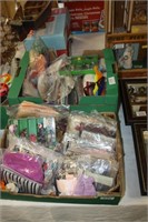 Box dolls house fabrics etc. incl. pipe cleaners