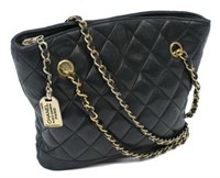 CHANEL QUILTED BLACK LEATHER DOUBLE CHAIN BAG