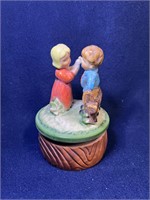 Boy and Girl Music Box