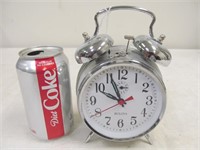 B13, Bulova alarm clock, silver color