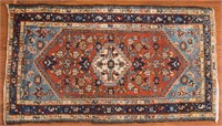 Semi-antique Hamadan rug, approx. 2.4 x 4.2