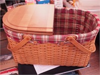 Longaberger Large Picnic basket with