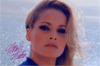 Autograph  Ursula Andress Photo