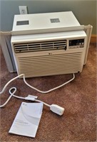 LG air conditioner. 8000 BTU.