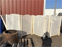 Approx. 30' of movable fencing panels