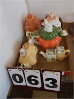 Decorative Tea Pots (5)