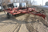 Case International 6500 Conser-Till Chisel Plow