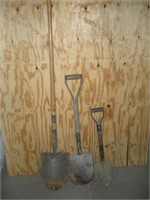 1-Long Handle, 1-D Handle, & 1-Mini Spade Shovel