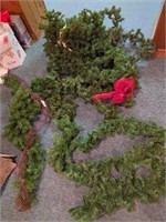 6 Christmas garlands and 4 short pieces