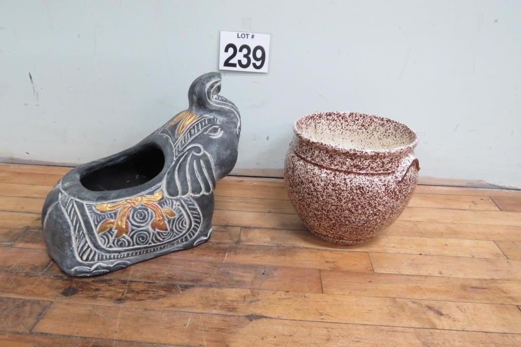 Elephant Planter & Ceramic Pot