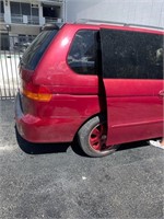 2004 Honda Odyssey Red