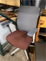 Nice office chair, grey burgundy