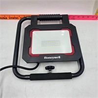 2018 Honeywell Portable Work Light