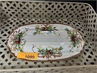 TIFFANY & CO HOLIDAY OVAL CHINA SERVING PLATTER