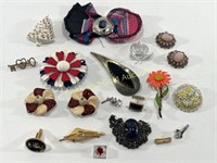 Costume Jewelry: Pins & More