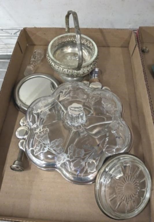TRAY OF SILVER PLATED ACCESSORIES