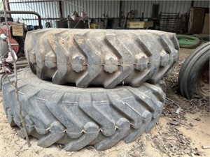 2 -  14.00-20 earth mover tires w/tubes