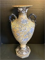 Large Blue Floral Chinese Vase.